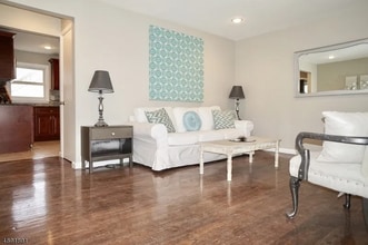 421 New York Ave in Elizabeth, NJ - Building Photo - Building Photo