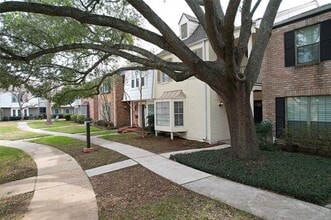 14147 Misty Meadow Ln in Houston, TX - Building Photo - Building Photo