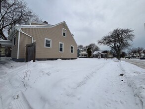 217 Grafton St in Rochester, NY - Building Photo - Building Photo