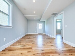 1114 Saratoga St in Boston, MA - Building Photo - Building Photo