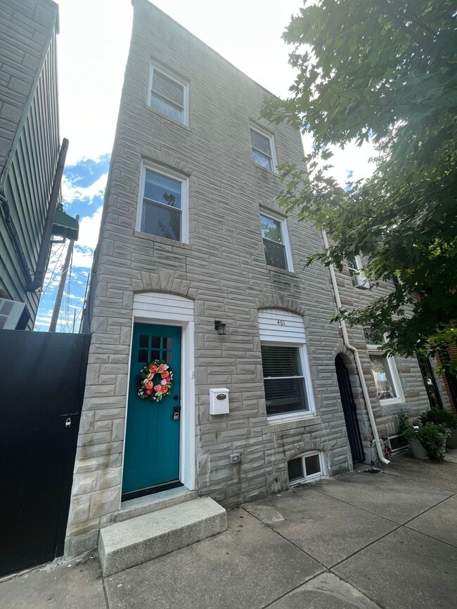 property at 401 S Ann St