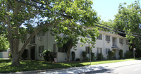 1836 Sutterville Rd in Sacramento, CA - Foto de edificio - Building Photo