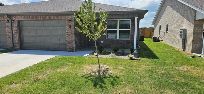 519 NW 68th Ave in Bentonville, AR - Building Photo - Building Photo