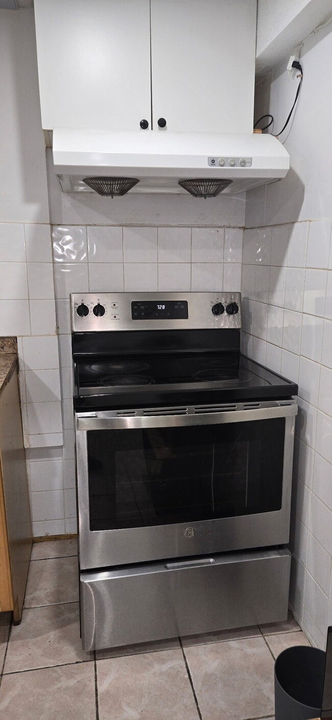 property at 415 Wendron Cres