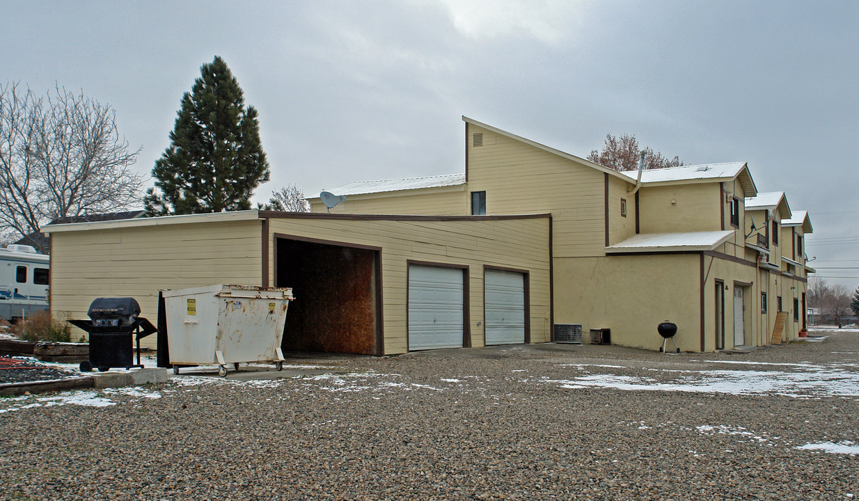 705 Williams in Emmett, ID - Foto de edificio