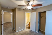 City Edge Flats in Murfreesboro, TN - Building Photo - Interior Photo