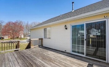 12828 Dunkirk Dr in Upper Marlboro, MD - Building Photo - Building Photo