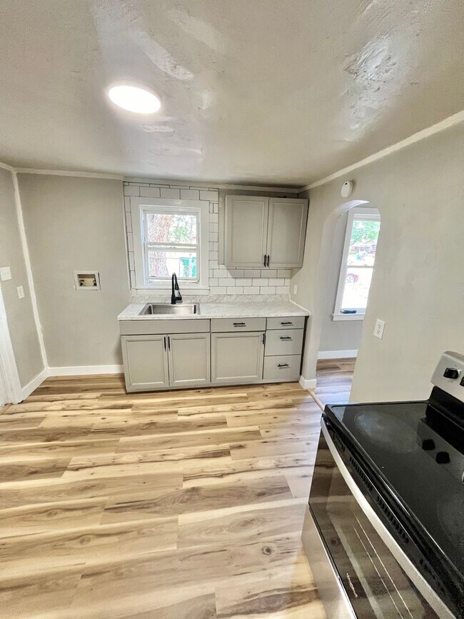 2101 W 17th St in Pueblo, CO - Building Photo - Building Photo