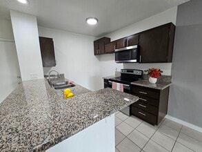 1544 E Quincy Ave in Orange, CA - Building Photo - Building Photo