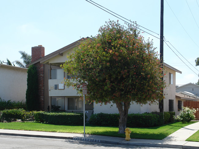 750-754 Janetwood Dr in Oxnard, CA - Building Photo - Building Photo