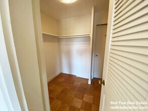 75 Monmouth St, Unit 101-308 in Brookline, MA - Building Photo - Building Photo