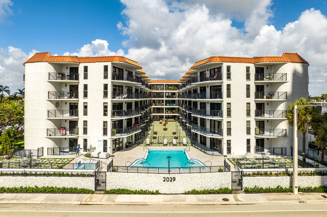 Tradewinds by the Sea in Fort Lauderdale, FL - Building Photo - Building Photo