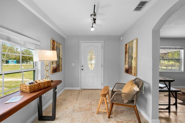2730 W Highland St in Lakeland, FL - Building Photo - Building Photo