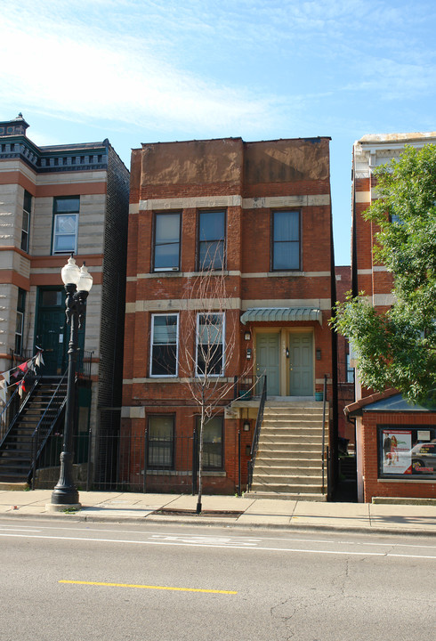 1521 W Taylor St in Chicago, IL - Foto de edificio