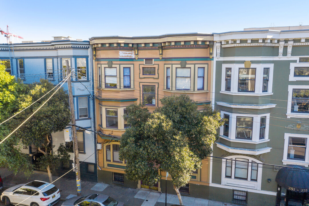 249 Oak St in San Francisco, CA - Building Photo