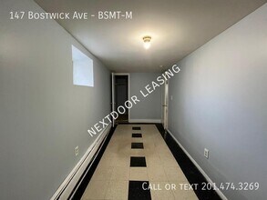 147 Bostwick Ave in Jersey City, NJ - Building Photo - Building Photo