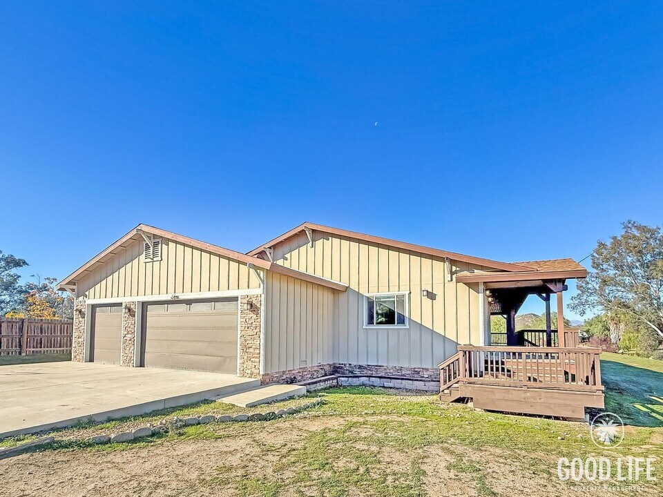 30939 Melvin St in Menifee, CA - Building Photo