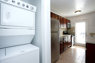 Hampshire Terrace Apartments in Neptune, NJ - Building Photo - Interior Photo