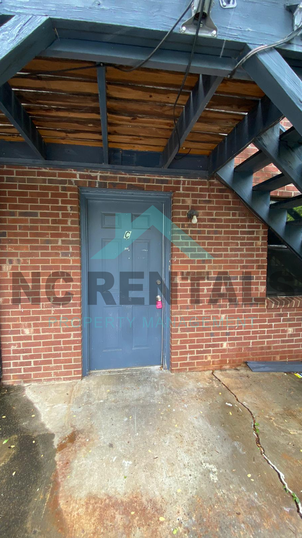 2401 Markwood Ln SE in Winston-Salem, NC - Building Photo - Building Photo