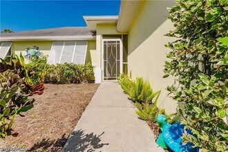 11693 Oakland Dr in Bokeelia, FL - Building Photo - Building Photo