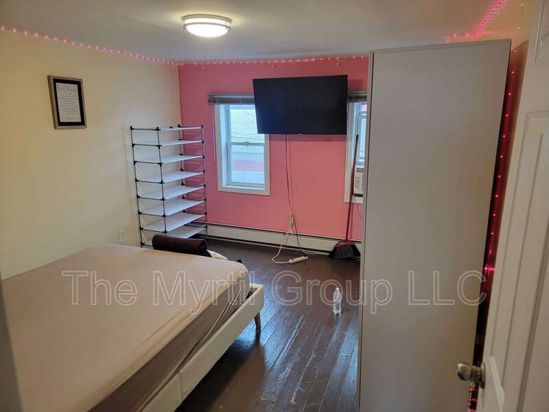 412-414 Kiefer Ave in Hazleton, PA - Building Photo
