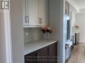 314 Laplante St in Newmarket, ON - Building Photo - Building Photo
