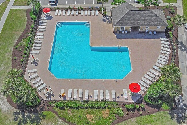 6203 Catalina Dr in North Myrtle Beach, SC - Building Photo - Building Photo
