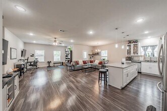 3501 Dillard St in Fort Worth, TX - Building Photo - Building Photo