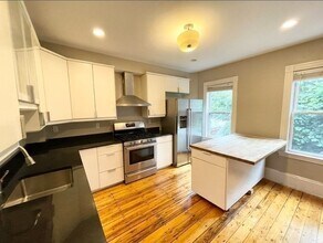 51 Greenwich St in Boston, MA - Building Photo - Building Photo