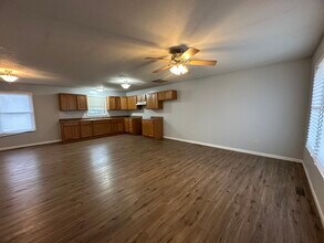 104 W Davis St in Danville, IL - Building Photo - Building Photo