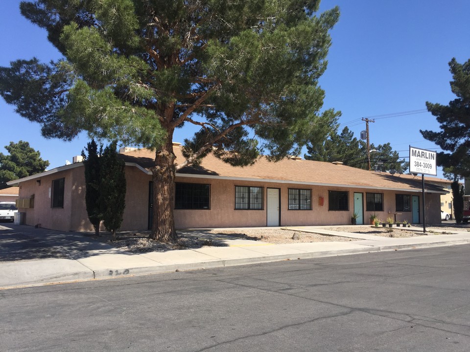 320 N 23rd St in Las Vegas, NV - Building Photo