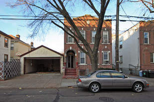 1984 E 8th St 4 Apartments