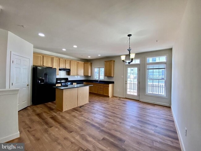 23412 Winemiller Way in Clarksburg, MD - Building Photo - Building Photo