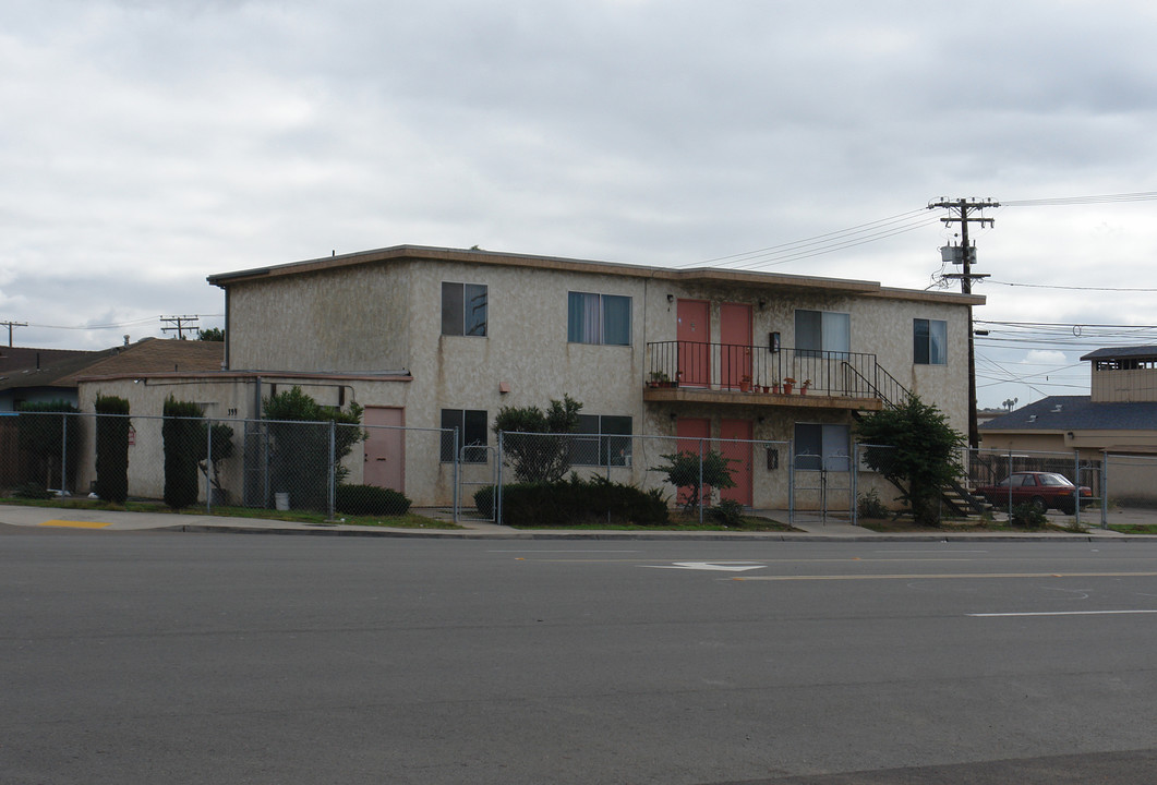 399 Zenith St in Chula Vista, CA - Building Photo