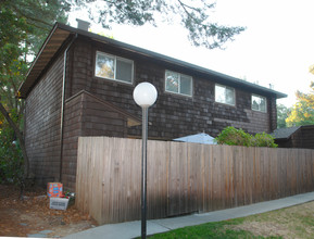 3244-3248 Marlene Dr in Lafayette, CA - Building Photo - Building Photo