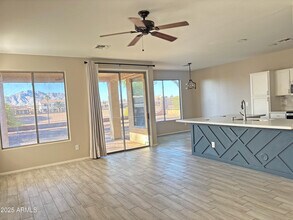 3399 E Meadowview Ct in Gilbert, AZ - Building Photo - Building Photo