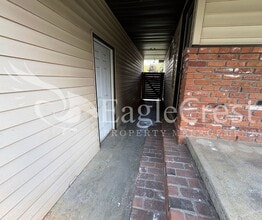 211 De Haven St in Milton-Freewater, OR - Building Photo - Building Photo