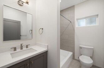 133-135 Foothill Blvd in San Luis Obispo, CA - Building Photo - Building Photo