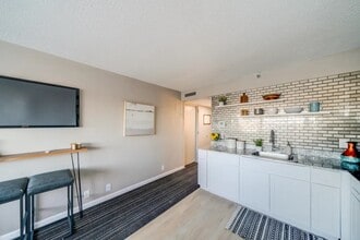 *** Teak Living * Studios, One and Two Bed... in Houston, TX - Building Photo - Building Photo