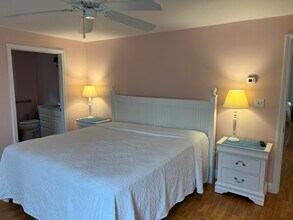 24 Lockwood Dr, Unit Kennebunk Apartment in Kennebunk, ME - Building Photo - Building Photo