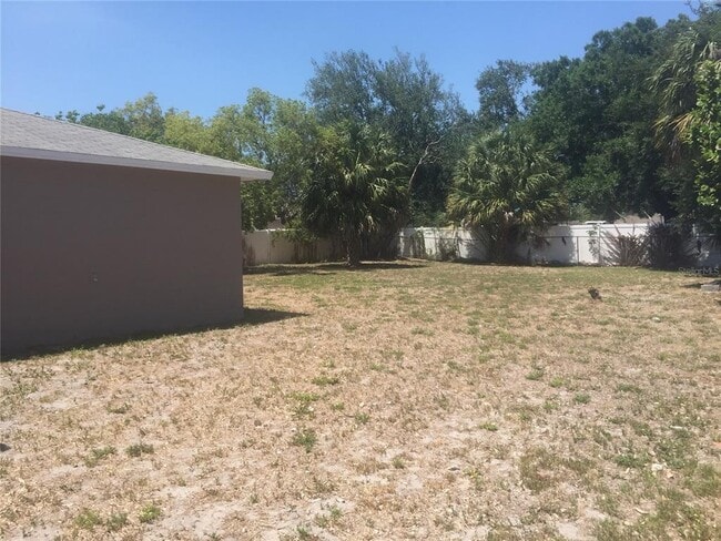 6715 S Manhattan Ave in Tampa, FL - Building Photo - Building Photo