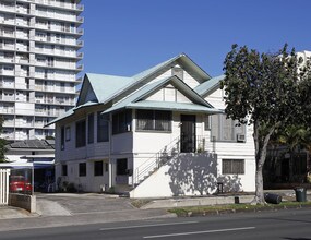 1542 Keeaumoku St in Honolulu, HI - Foto de edificio - Building Photo