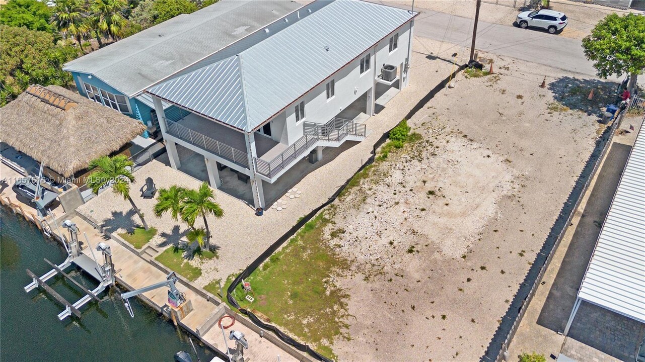 410 Bowie Ln in Key Largo, FL - Building Photo