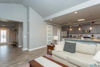 1372 Springfield St in Artesia, NM - Building Photo - Building Photo