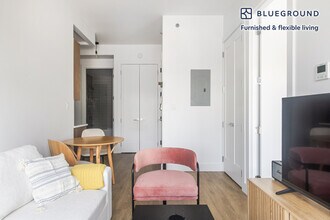 82 4th Ave in Brooklyn, NY - Foto de edificio - Building Photo