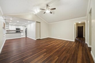 7731 Schneider St in Houston, TX - Building Photo - Building Photo