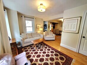 7 Worcester St in Cambridge, MA - Building Photo - Building Photo