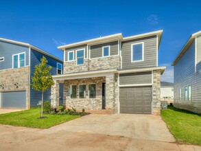 2543 NW 132nd St in Oklahoma City, OK - Foto de edificio - Building Photo