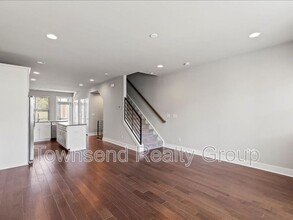 2122 Bryant Park Dr in Charlotte, NC - Building Photo - Building Photo