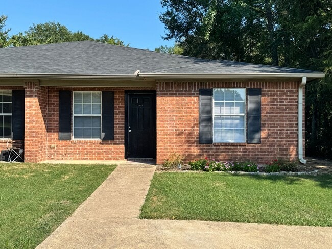 property at 16011 Echo Glen Dr